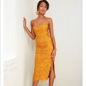 V. Chapman Olivia dress in Chai Tea - size 6